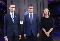 AB Bakanı Çelik: Camileri kapatmak...