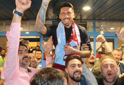Sosa ve Volkan'a coşkulu karşılama