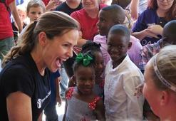 Yardım meleği Jennifer Garner!