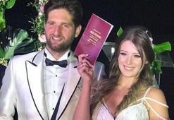 Ünlü oyuncu Gizem Karaca evlendi!