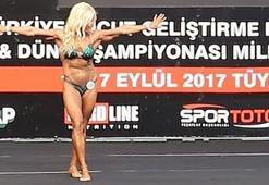 Türkiye Vücut Geliştirme Şampiyonası'nda "Selvi Boylum Al Yazmalım" sürprizi