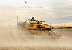 Türk tankları nefes kesti! Dünyaya fotoğrafladılar!