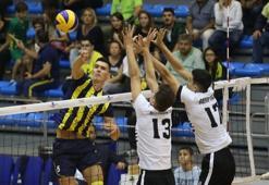 Fenerbahçe, Efeler Ligi'ne derbi galibiyetiyle başladı