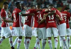 Antalyaspor galibiyetle tanıştı!