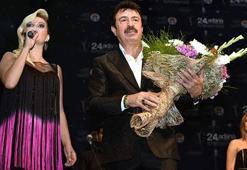 Ahmet Selçuk İlkan gönülleri fethetti!