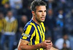Van Persie'nin maaşı FIFA'dan!