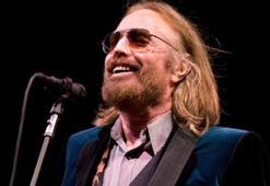 Ünlü rock yıldızı Tom Petty öldü iddiası