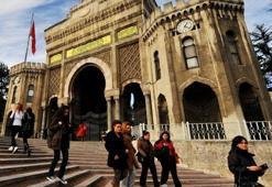 İstanbul Üniversitesi'nde not şişirme skandalı!
