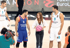 Pembe top Elçin'de