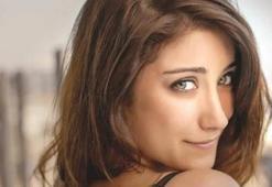 Hazal Kaya'dan ilan-ı aşk: Seni çok seviyorum