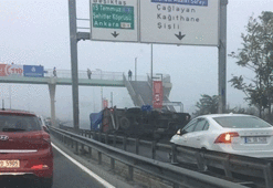 E-5’te kamyon devrildi! Yan yol trafiğe kapandı
