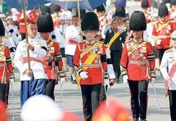 Karısı ve metresi aynı törende