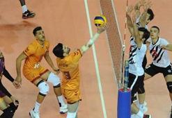 Galatasaray derbiyi rahat kazandı