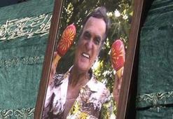 Sanatçı Metin Ersoy son yolculuğuna uğurlandı