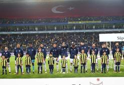 Fenerbahçe'den maç öncesi dev bayraklar