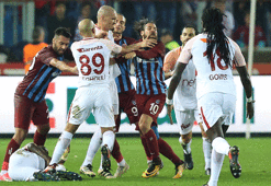 "Piyon verdik vezir aldık"