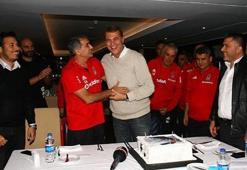 Fikret Orman'a doğum günü kutlaması