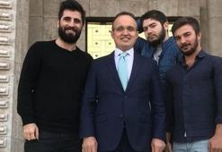 Meclisin kapısında fenomen diyalog