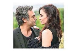 Evleniyoruz