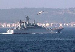 Rus savaş gemisi, Çanakkale Boğazı'ndan geçti