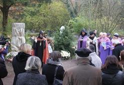 Tüm tepkilere rağmen açtılar