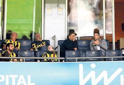 RvP üzüntüden kendini çaya vurdu!