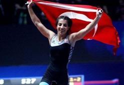 Evin Demirhan altın madalya kazandı