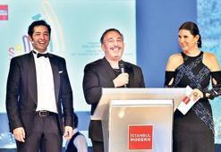 Gala Modern’de destek yarışı