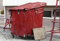 Etiyopya'da yoksulların yeni evleri 'teneke kutular'