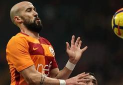 Galatasaraylı futbolcu Latovlevici ameliyat edildi