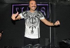 DJ kabinine oturan Okan Kurt coşturdu