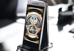 Samsung’un kapaklı akıllı telefonu resmen tanıtıldı