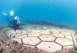 Saklı şehir su altında çıktı