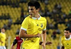 Eljif Elmas'a yeni sözleşme