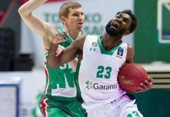 Darüşşafaka liderliği garantiledi