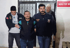 Adana'da Atatürk büstüne saldıran zanlı yakalandı