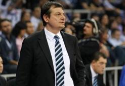 Ergin Ataman resmen Efes'te