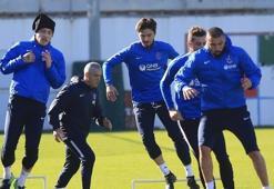 Trabzonspor 2 eksikle çalıştı