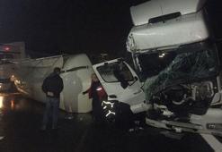 TEM otoyolunda feci kaza! İstanbul istikameti ulaşıma kapandı