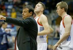 Anadolu Efes deplasmanda farklı yenildi: 86 - 68