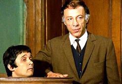 Son dakika: Usta oyuncu M&#252;nir &#214;zkul vefat etti!