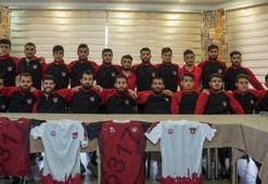 Gaziantepspor'da kadro dışı bırakılan oyuncular, tebligatları yırttı