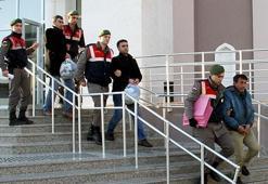 Yunanistan'a kaçmaya çalışırken yakalandılar
