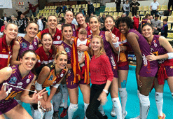 Aslan ilk galibiyetini aldı