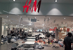 Irkçılık yapmakla suçlanan H&M mağazalarına saldırı