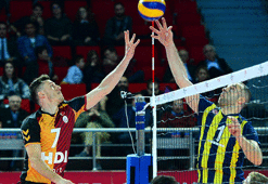 Galatasaray, Fenerbahçe'yi devirdi
