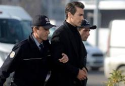 Siyah Beyaz Aşk 13. yeni bölümde Ferhat tutuklanıyor!