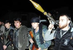 Afrin'e komşu Azeze ÖSO takviyesi