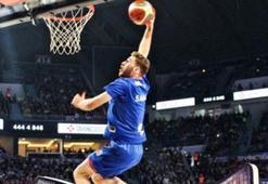 All-Star'ın smaç şampiyonu Onuralp Bitim