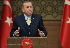 Erdoğan'ın sözleri salonu ayağa kaldırdı